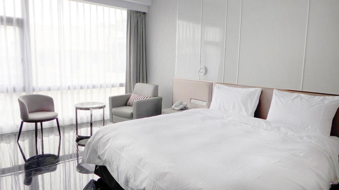 Champ De Rose Hotel Hualien Buitenkant foto